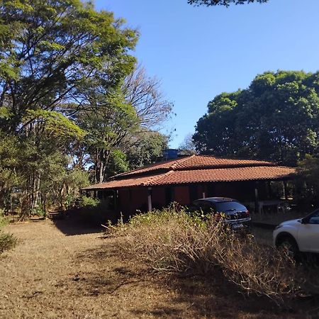 Sitio Bemtevi - Jockey Camping - Uberlandia Villa Kültér fotó