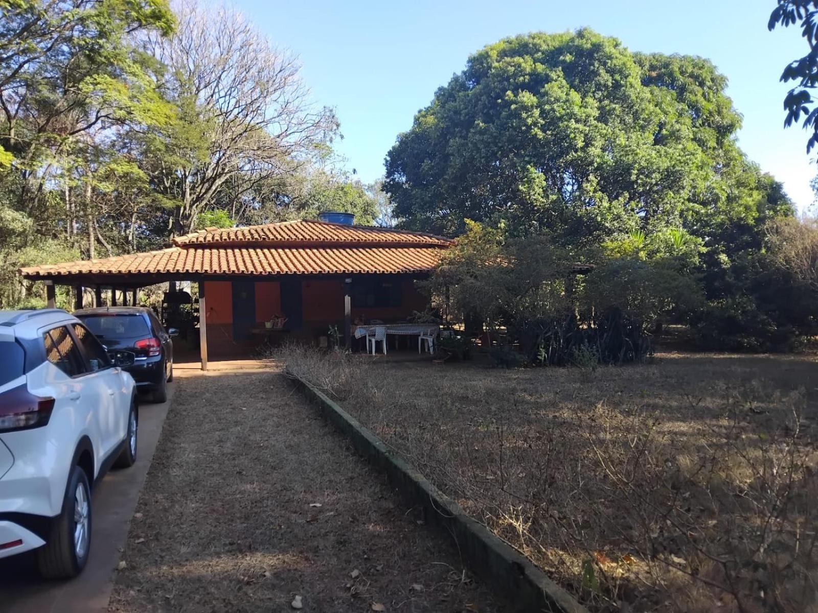 Sitio Bemtevi - Jockey Camping - Uberlandia Villa Kültér fotó